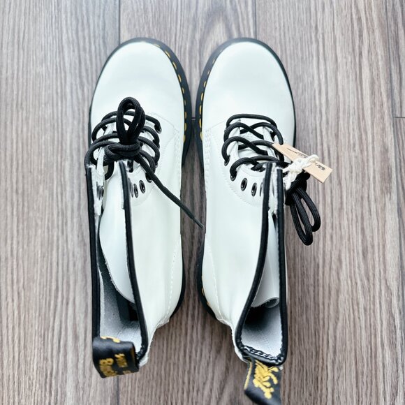 Dr Martens 1460 boots size 8 SMOOTH LEATHER LACE UP BOOTS new in box white shoes - Picture 11 of 16